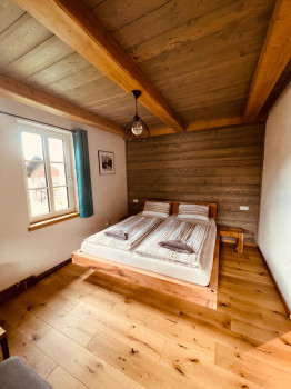 992de36f-2d33-4f4d-aae0-caaecb9afcf4