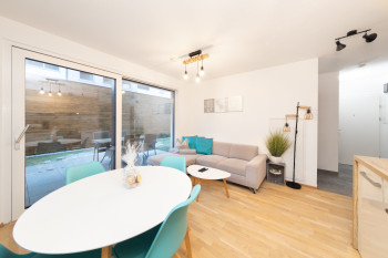 neualm-center-livingroom