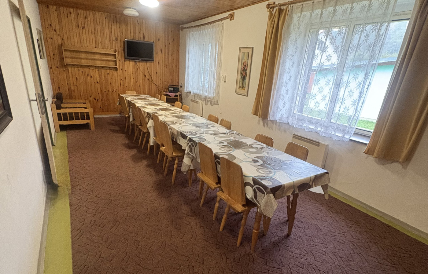 spoločenská miestnosť (2)