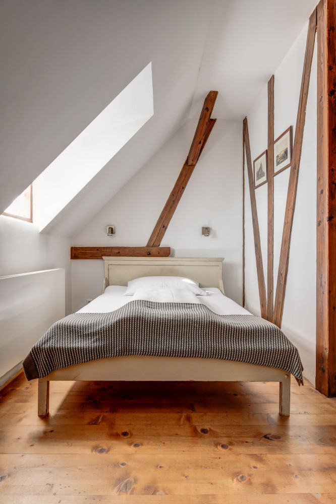 Podkrovní pokoj malý