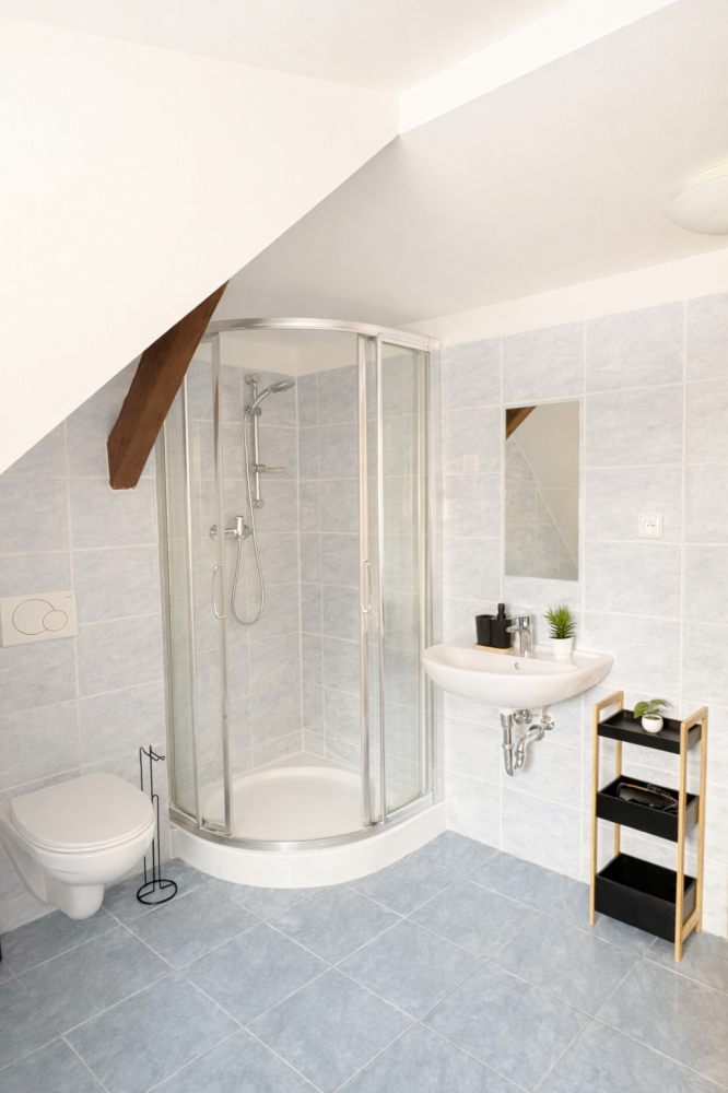 26A09346-F288-427D-86B3-B60859A82924