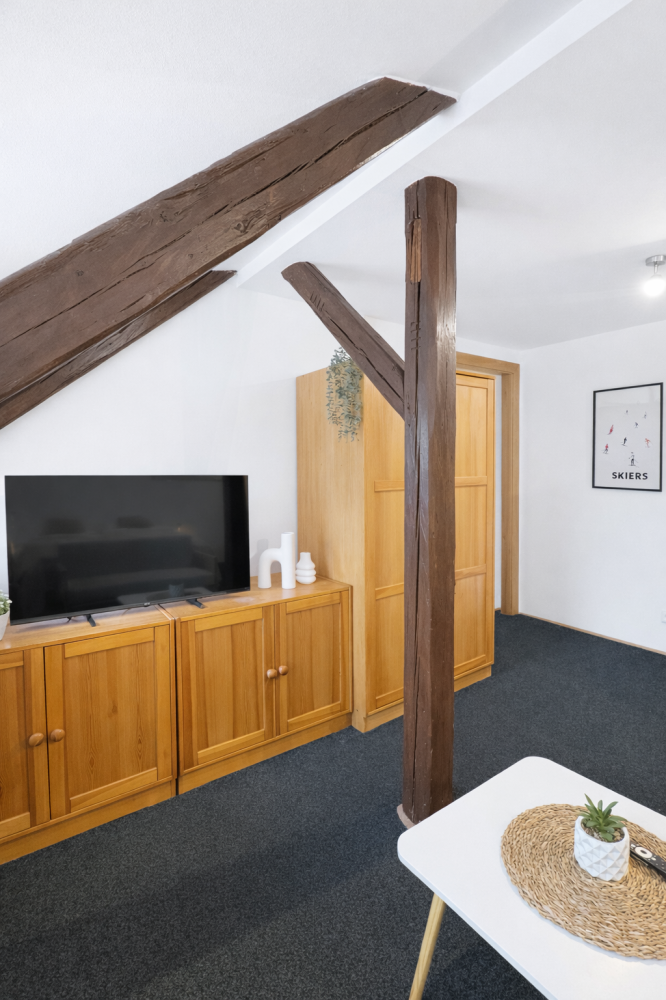 713567E7-74C1-461B-BD21-236CE5B0628B