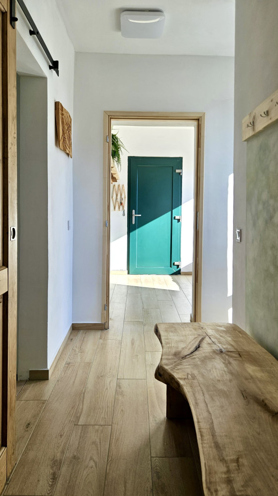 937f4c9f-7e1a-474c-9da6-21b4be9c95ba 3