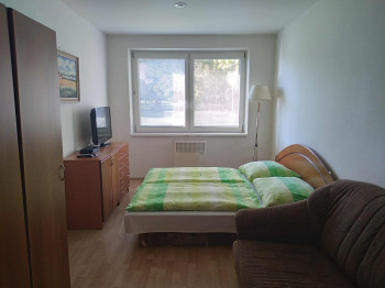 Stará škola - apartmán izba1