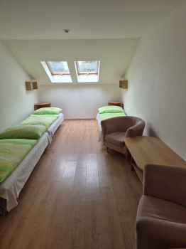 Stará škola - izba poschodie 