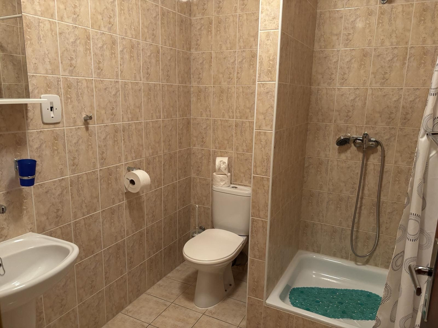 izba č. 23 - kúpeľňa