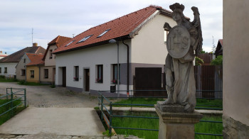 7079-ubytovani_podsplavem