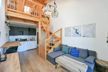 Livingroom & kitchen